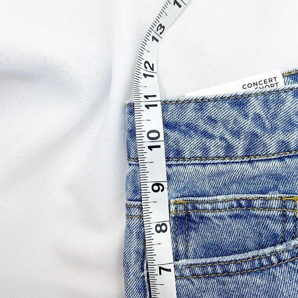 Forever 21 Mid Rise Concept Denim Shorts 29 - Picture 8 of 11